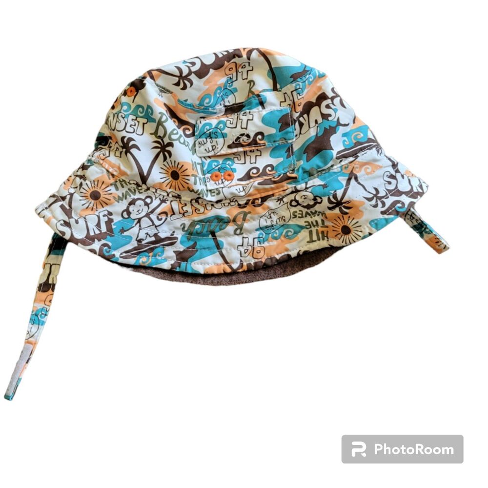 Beach monkey bucket hat